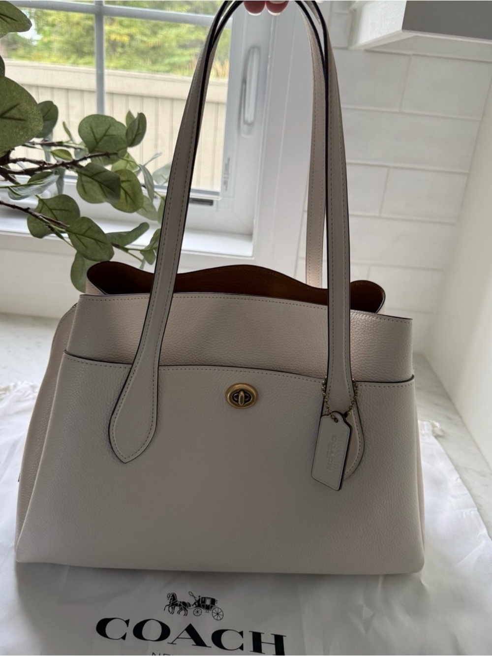 Coach Pebbled Cabas Loras leather Tote Bag